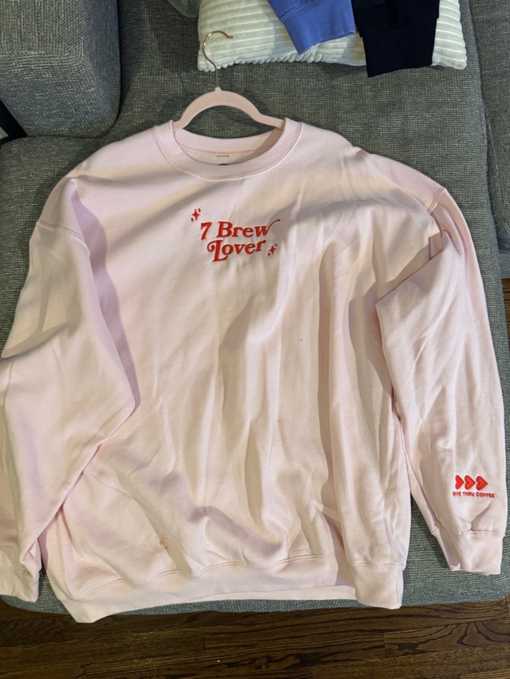 7 Brew Lover Pink Crewneck Sweatshirt — Soft Pastel Pullover